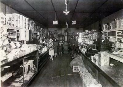 Barney Rockwell Store, 1924